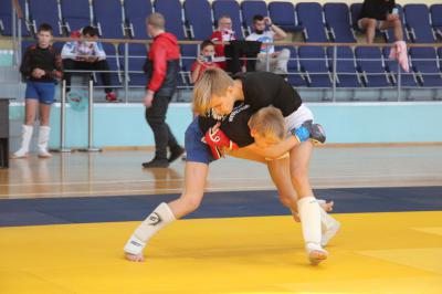 В Рязани стартовал межрегиональный турнир по ММА